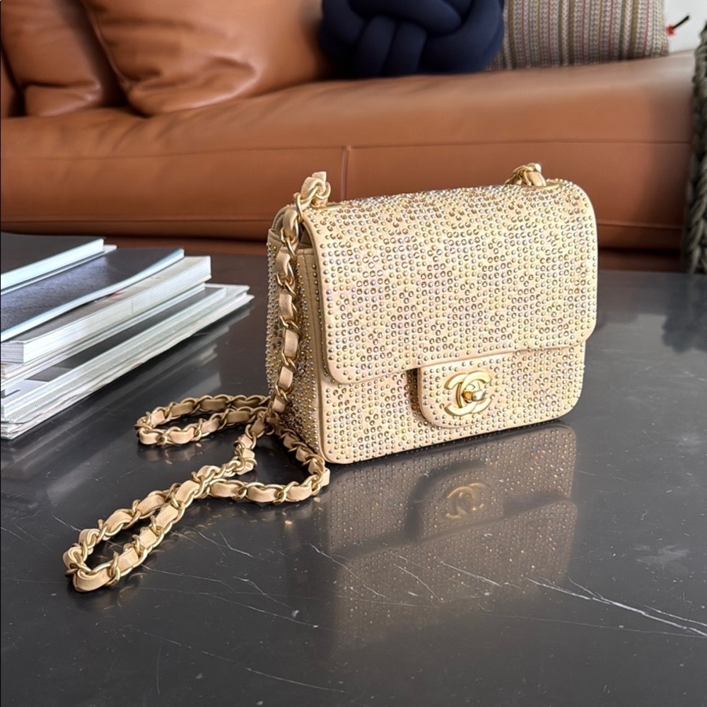 *RARE* 2025 Chanel Gold Mini Flap Bag - Gold Sparkle - Picture 2 of 16